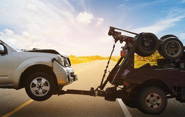  علائم خرابی باتری خودرو و راه‌حل تعویض سریع در محل